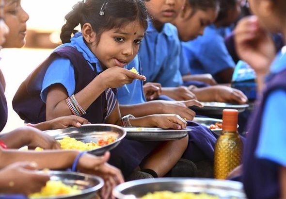 mid-day-meal-girlsjpg-202301477544_202308601371~2